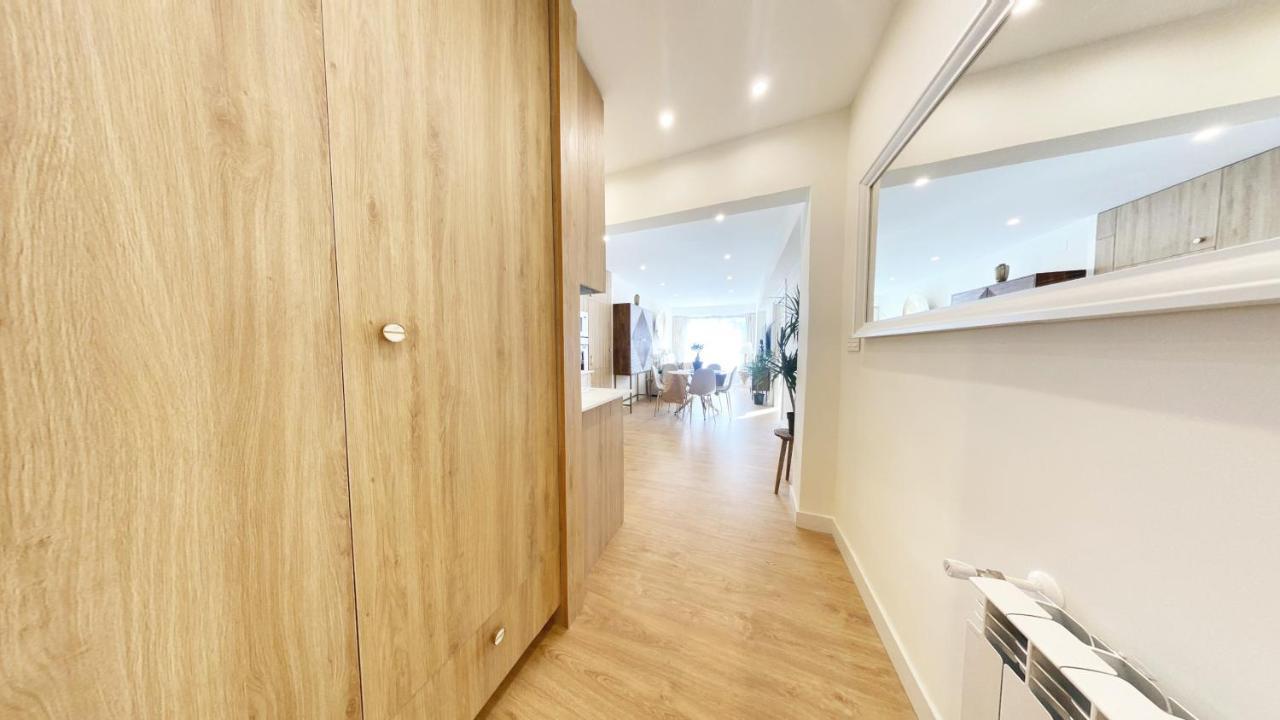 Miramar Luxurious Flat, 3 Double Rooms, Free Parking, Terrace, Completely New San Sebastian Exterior photo